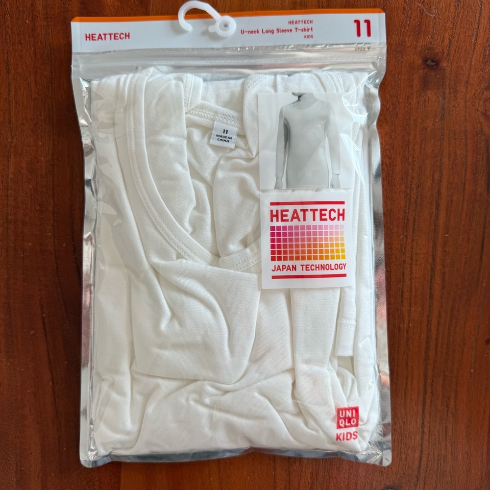 🦊 Uniqlo Kids Heattech U-Neck Long Sleeve T-Shirt - White